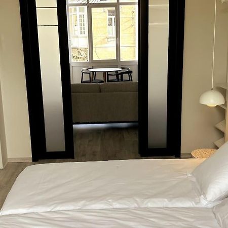 Au Cabinet Childeric Apartman Tournai Kültér fotó