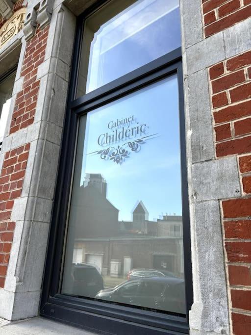 Au Cabinet Childeric Apartman Tournai Kültér fotó