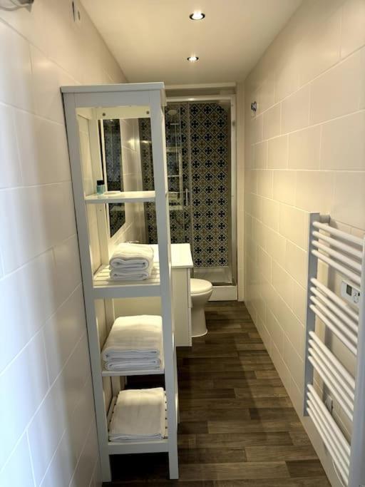Au Cabinet Childeric Apartman Tournai Kültér fotó